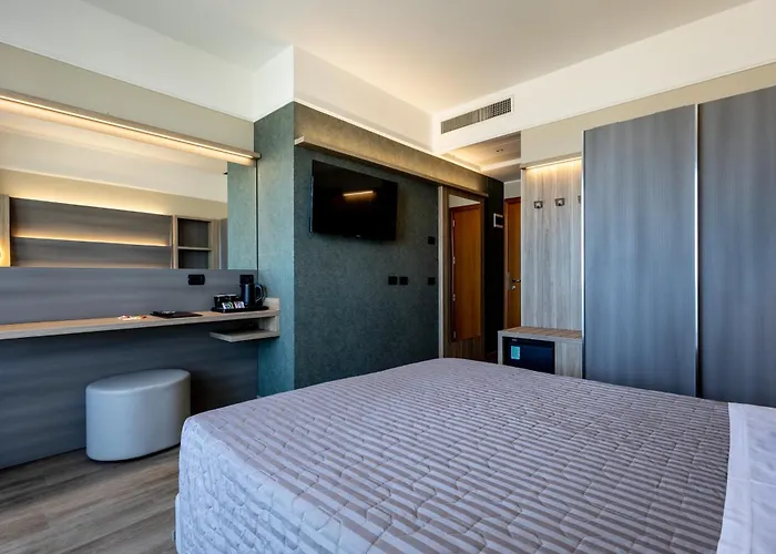 Hotel Palm Sea View 3*