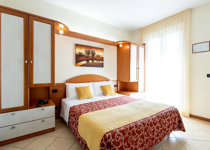 Hotell Palm Sea View 3*