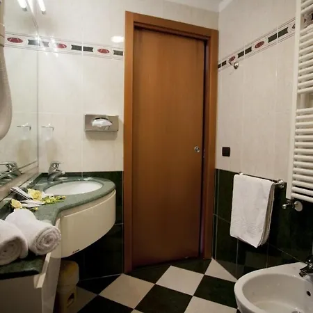 Отель Palm Sea View 3*