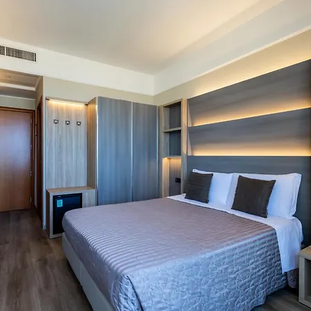 Palm Sea View 3*
