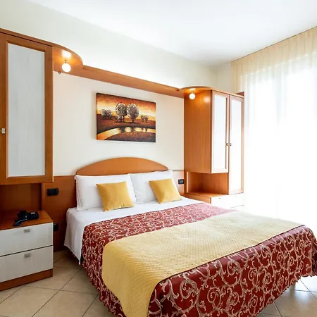 Hotel Palm Sea View 3*